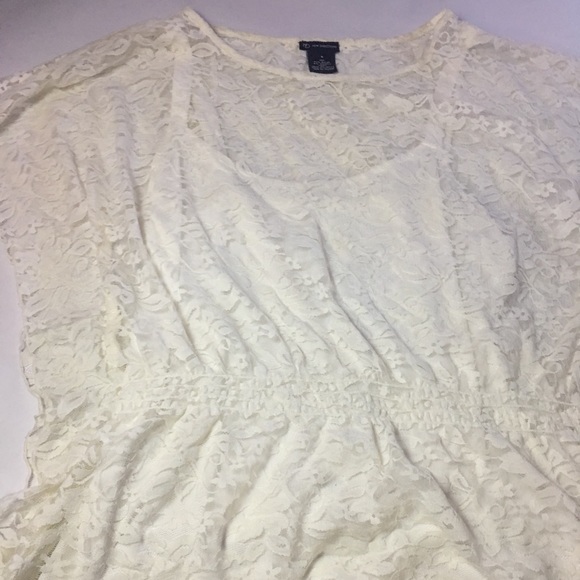 New Directions White Lace Blouse - Picture 3 of 3